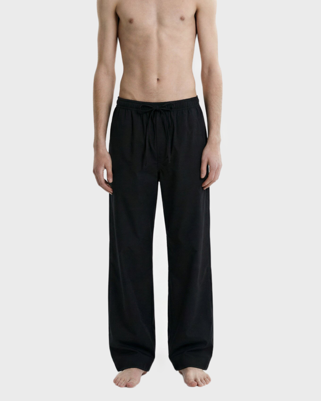 Pantalón negro con cordón en popelina